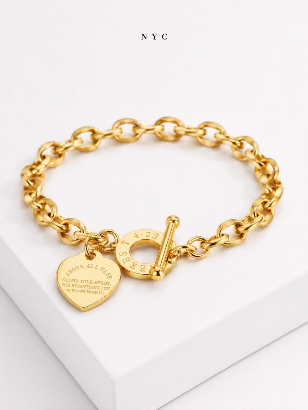 NYC Gold Heart Toggle Chain Bracelet